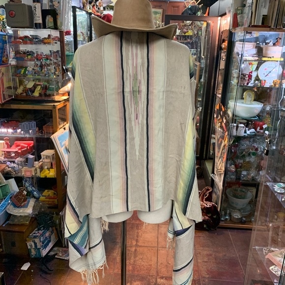Vintage Mexican Saltillo Serape - Picture 3 of 4